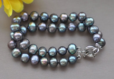 Peacock-Black Round Freshwater Pearl Bracelet